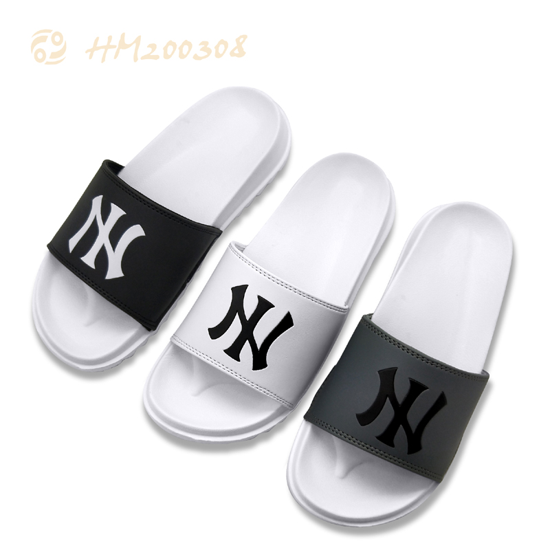 2021 New Men Slipper Slides Leather Light Sandals for Male