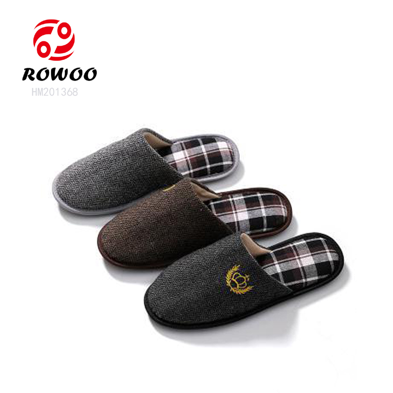 Shoes Supplier Winter Slippers Unisex Customized Home Slippers Women Cheap Slippers