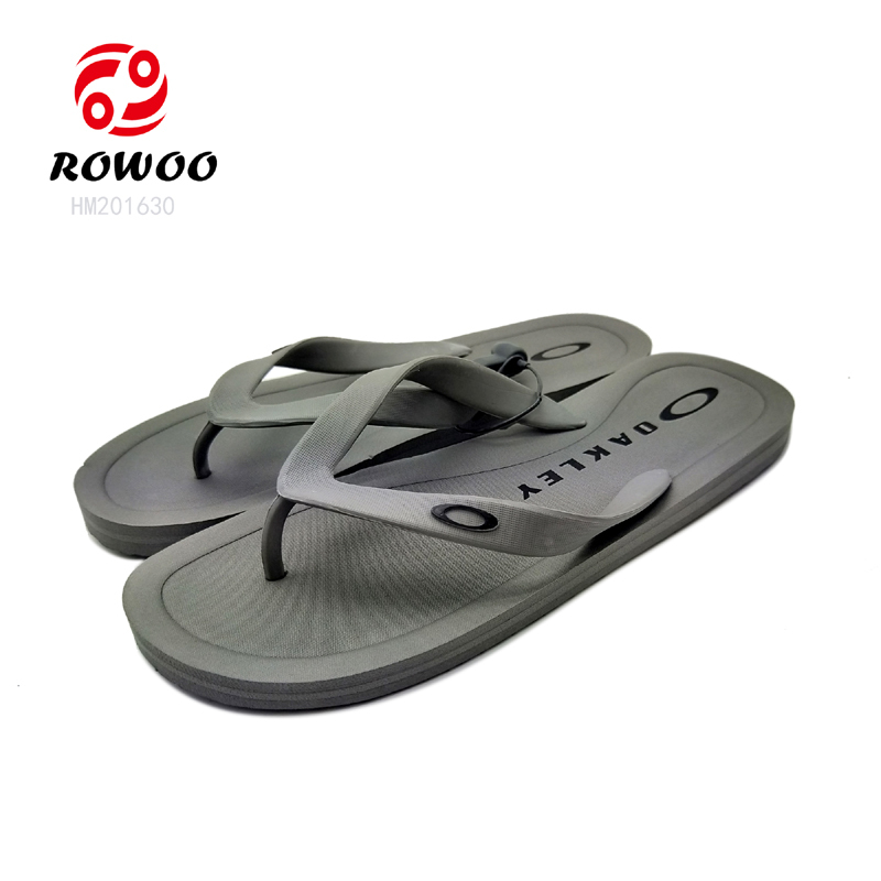 Customized PVC strap quick dry shoes fashion beach flip flops slippers for men
